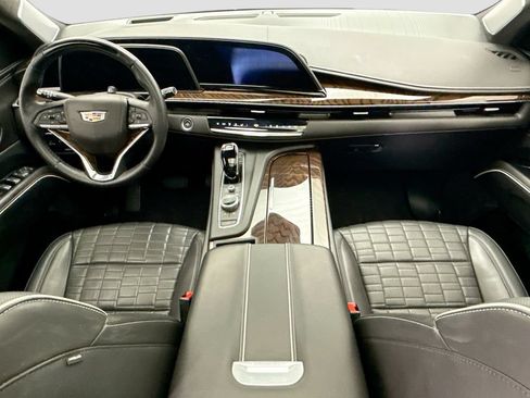 Used 2022 Cadillac Escalade Sport Platinum AWD/4WD image 13