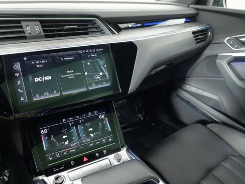 Used 2023 Audi e-tron Prestige w/ Prestige Package image 52
