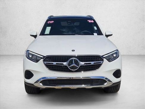 Used 2026 Mercedes-Benz GLC 300 image 2