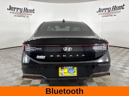 Used 2024 Hyundai Sonata SEL FWD image 7