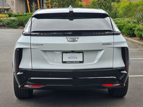 New 2026 Cadillac Lyriq Sport w/ LPO, Floor Liner Package AWD/4WD image 4