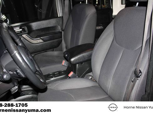 Used 2018 Jeep Wrangler Unlimited Sport S AWD/4WD image 4