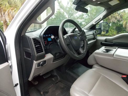 Used 2021 Ford F350 XL RWD image 4