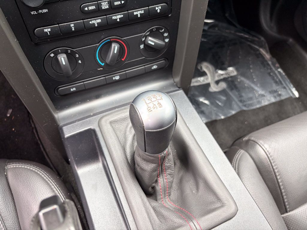 Used 2007 Ford Mustang Shelby GT500 RWD image 33