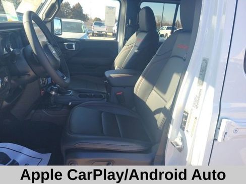 New 2026 Jeep Wrangler Unlimited Rubicon image 17