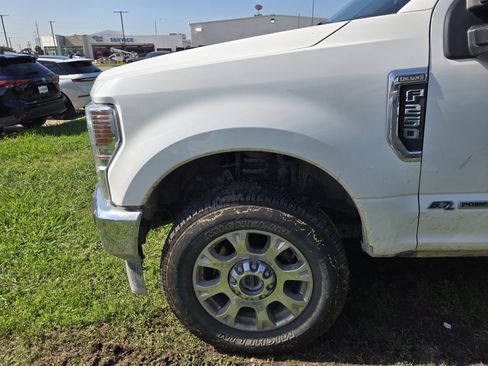 Used 2021 Ford F250 King Ranch w/ King Ranch Ultimate Package AWD/4WD image 8