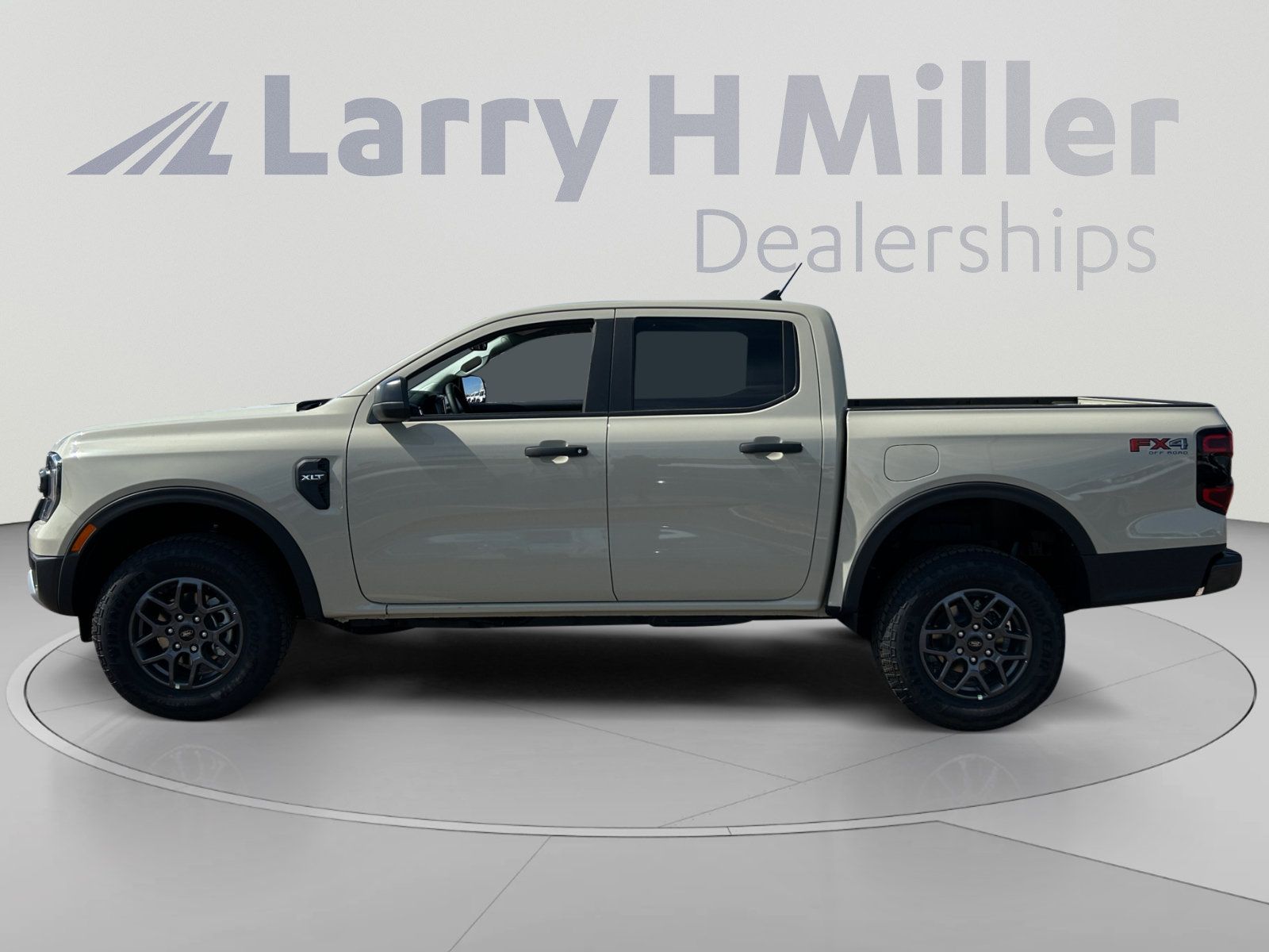 New 2026 Ford Ranger XLT w/ FX4 Off-Road Package AWD/4WD image 2