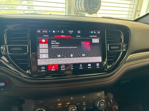 Used 2025 Dodge Durango GT AWD/4WD image 34