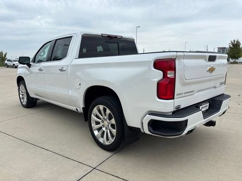 Used 2021 Chevrolet Silverado 1500 High Country w/ Technology Package AWD/4WD image 45