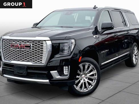 Used 2023 GMC Yukon XL Denali w/ Denali Reserve Package image 1