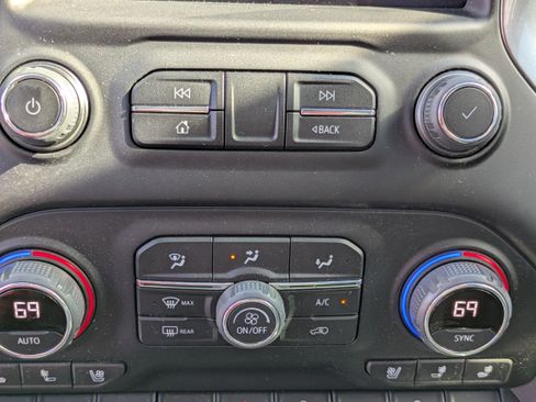 Used 2022 Chevrolet Silverado 1500 LTZ image 23