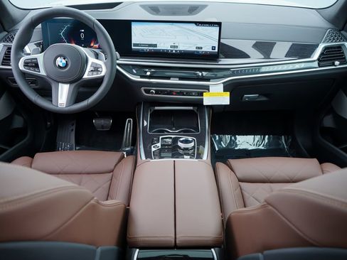 New 2026 BMW X7 xDrive40i w/ M Sport Package image 13