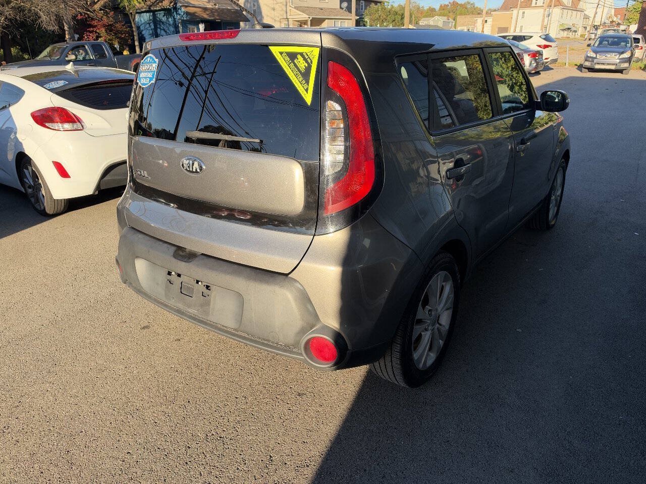 Used 2014 Kia Soul + FWD image 5