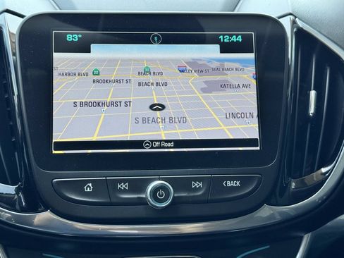 Used 2017 Chevrolet Volt Premier w/ Driver Confidence II Package FWD image 45