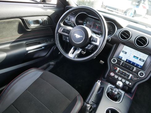 Used 2019 Ford Mustang GT Premium w/ Equipment Group 401A image 9