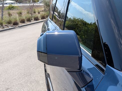 New 2027 Kia Telluride S image 12