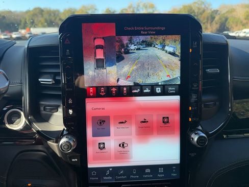 New 2026 RAM 2500 Limited image 32