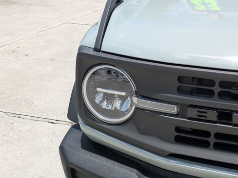 Certified 2023 Ford Bronco 2-Door AWD/4WD image 9