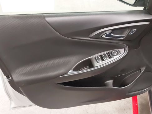 Used 2017 Chevrolet Malibu LT FWD image 24
