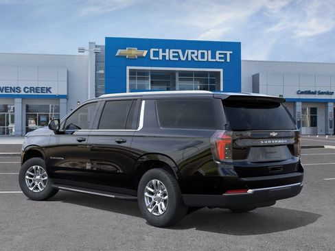 New 2026 Chevrolet Suburban LS RWD image 5