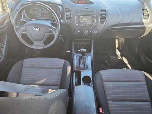 Used 2016 Kia Forte EX image 17