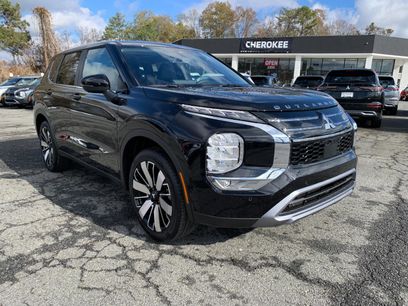 New 2025 Mitsubishi Outlander SE