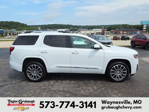Used 2023 GMC Acadia Denali FWD image 9