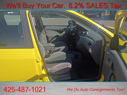 Used 2002 Ford Focus ZX5 Hatchback FWD image 12