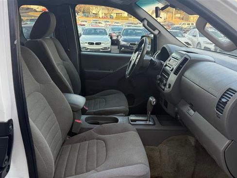 Used 2016 Nissan Frontier S image 26