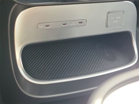 New 2026 Hyundai Ioniq 9 SE image 13