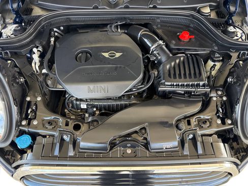 Used 2018 MINI Cooper 4-Door Hardtop FWD image 13
