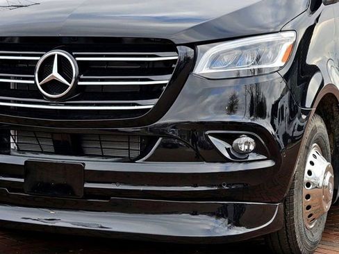 New 2024 Mercedes-Benz Sprinter 3500 image 8