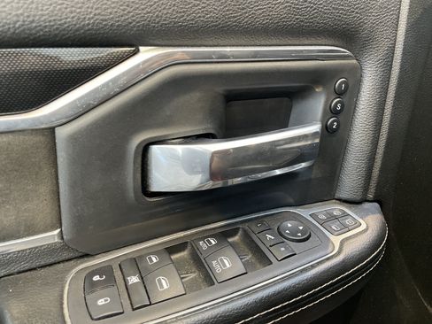 Used 2023 RAM 2500 Laramie AWD/4WD image 13