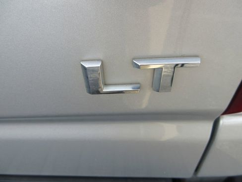 Certified 2022 Chevrolet Silverado 2500 LT w/ Convenience Package image 14