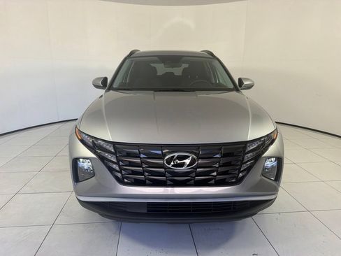 Used 2024 Hyundai Tucson SEL FWD image 2