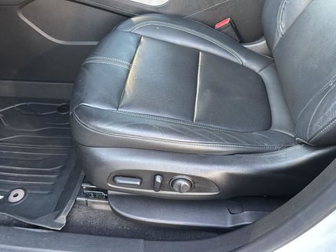 Used 2019 Chevrolet Blazer LT w/ Sound & Technology Package image 28