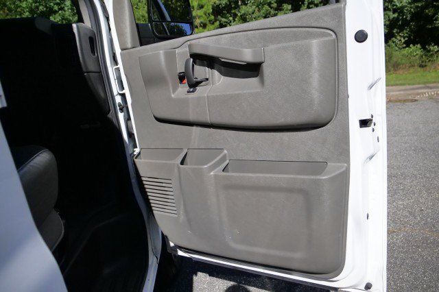 Used 2021 Chevrolet Express 2500 w/ Driver Convenience Package RWD image 28