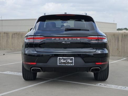Certified 2021 Porsche Macan AWD/4WD image 7