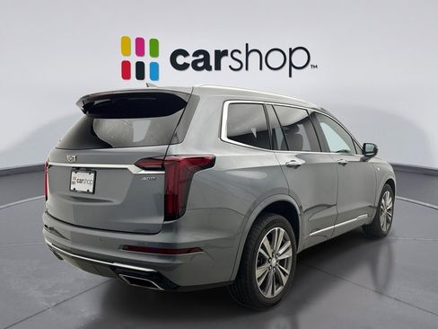 Used 2022 Cadillac XT6 Premium Luxury image 5