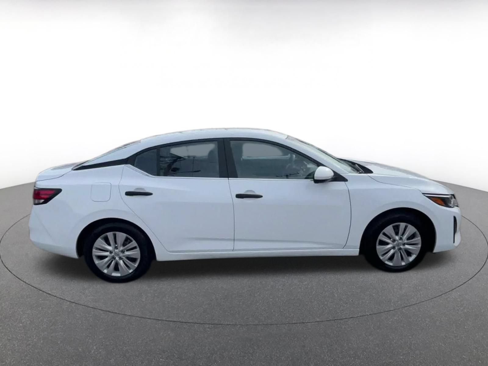 Used 2025 Nissan Sentra S FWD image 15