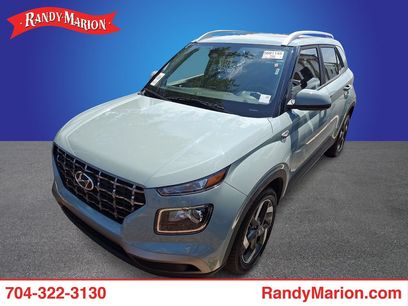 Used 2025 Hyundai Venue SEL