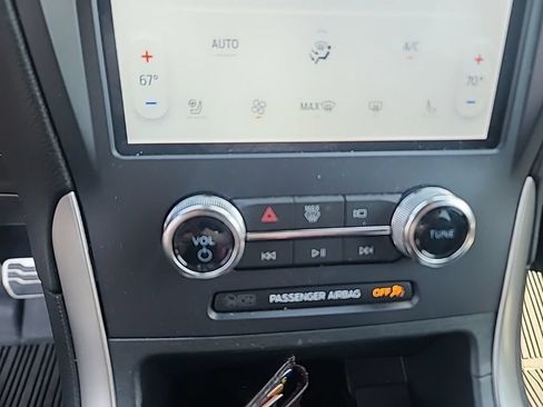 Certified 2023 Ford Edge ST-Line AWD/4WD image 7