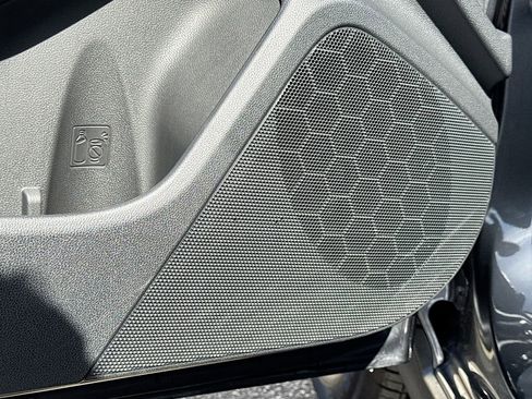 Certified 2025 Subaru Crosstrek 2.0i Premium image 26