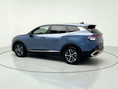 Certified 2024 Kia Sportage EX FWD image 3