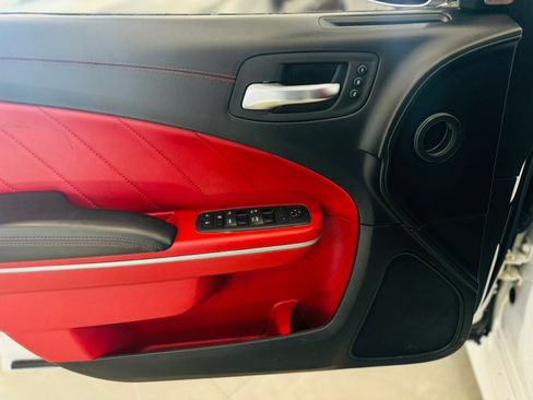 Used 2022 Dodge Charger Scat Pack w/ Dynamics Package image 11