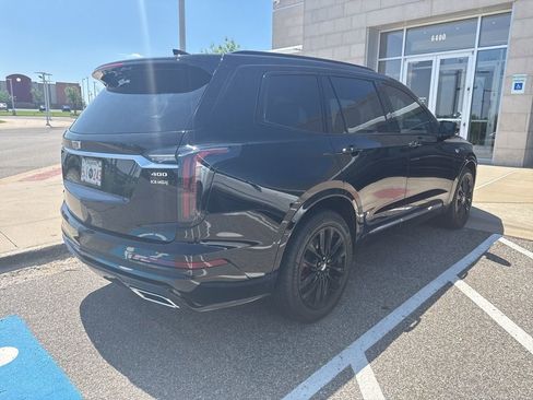 Used 2024 Cadillac XT6 Sport w/ Technology Package AWD/4WD image 6