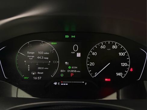 Certified 2025 Honda Civic Sport image 30