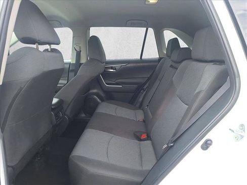 Used 2024 Toyota RAV4 XLE AWD/4WD image 15