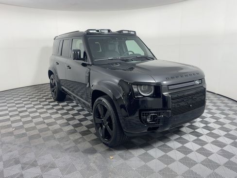 New 2026 Land Rover Defender 110 X-Dynamic SE image 33