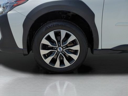 Used 2024 Subaru Outback Touring AWD/4WD image 28